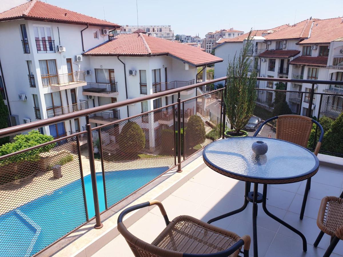 La Terrace Sea View Apartment Sveti Vlas Exterior photo