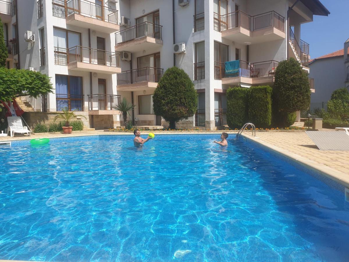 La Terrace Sea View Apartment Sveti Vlas Exterior photo